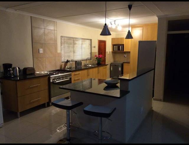 3 BEDROOM HOUSE FOR SALE IN SECUNDA